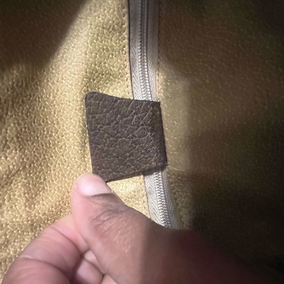 Vintage Gucci Purse - Picture 16 of 17